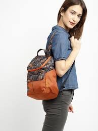 WOMENS BAGS